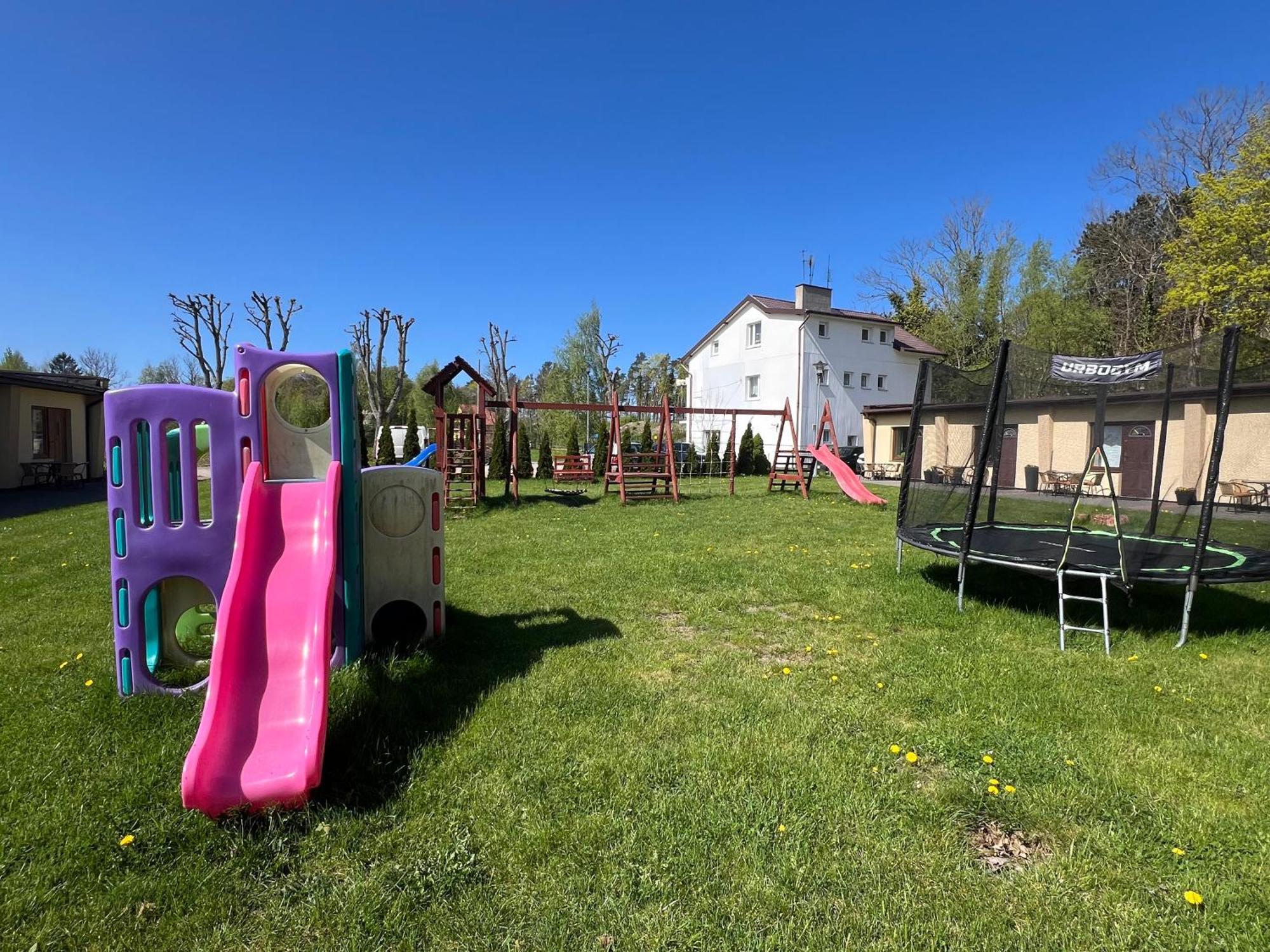 Osrodek Rodzinny "Pod Wydmami" Przy Plazy , Plac Zabaw , Rowery Сарбиново Экстерьер фото