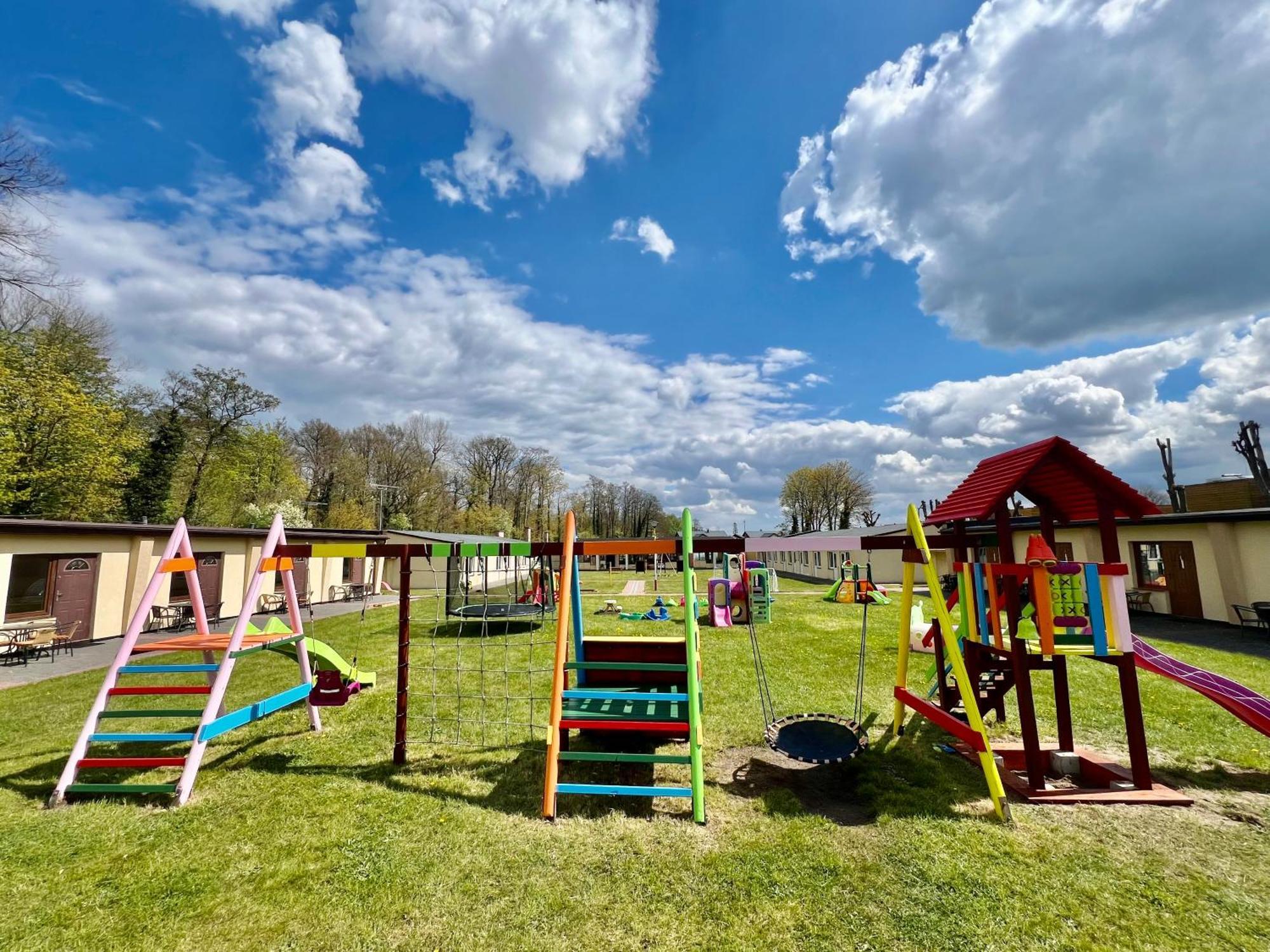 Osrodek Rodzinny "Pod Wydmami" Przy Plazy , Plac Zabaw , Rowery Сарбиново Экстерьер фото